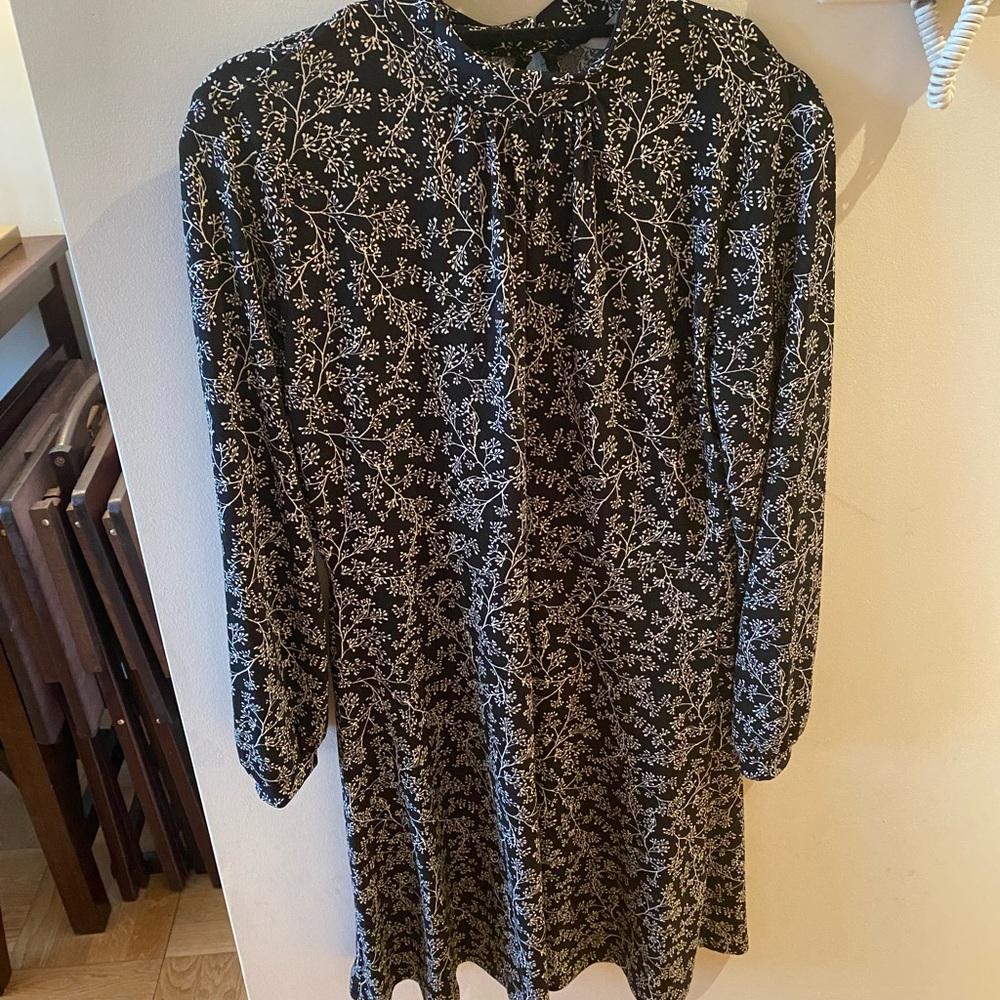 NWT H&M Black and White Floral Swing Dress
